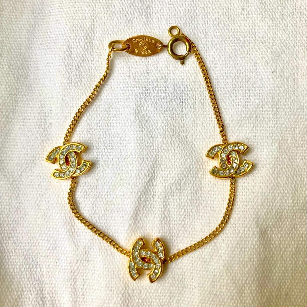 ❗️SOLD❗️Chanel vintage 1982 gold rhinestone bracelet